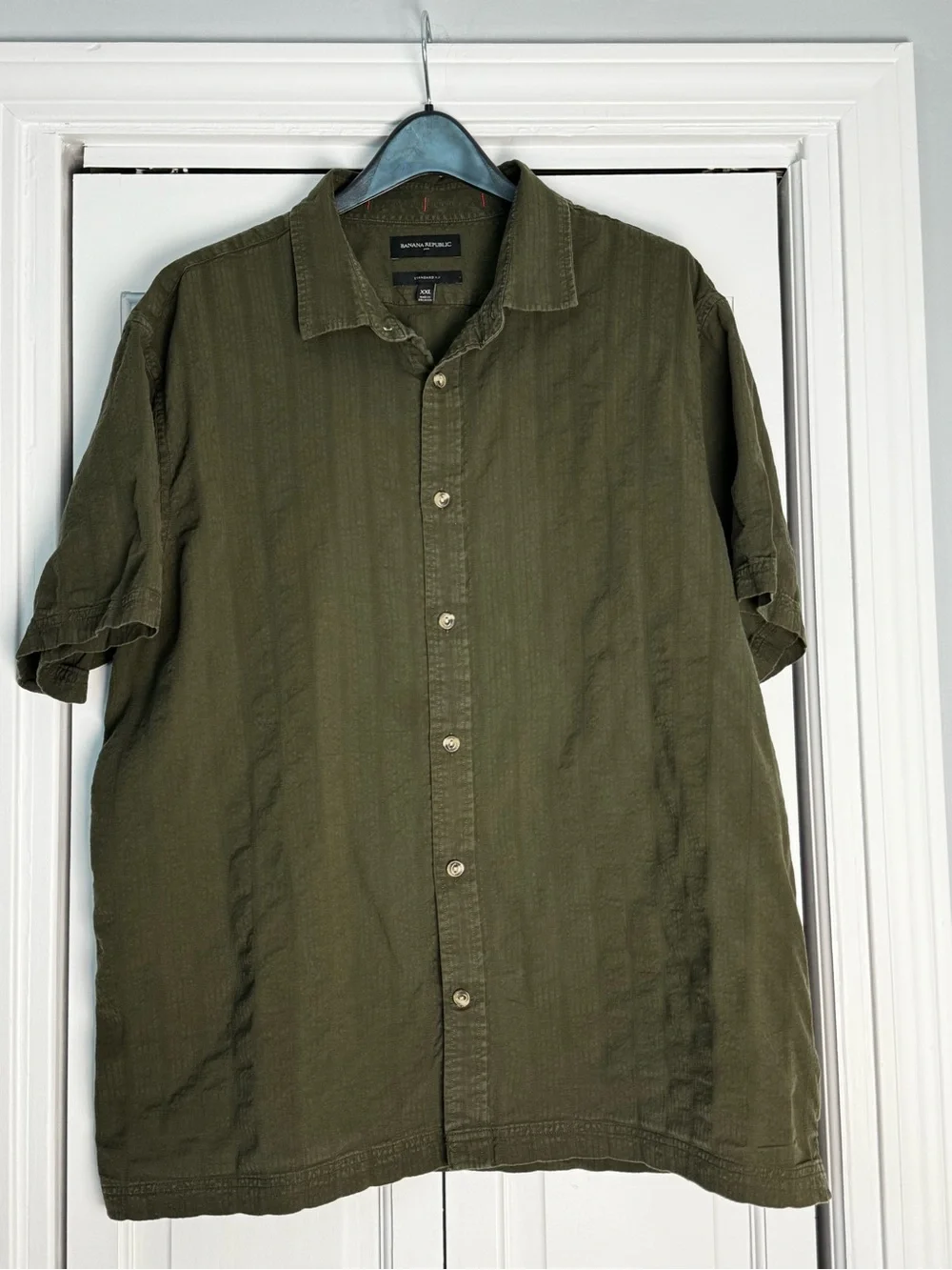 Banana Republic Men’s Short-Sleeve Button Down Shirt - Olive Green